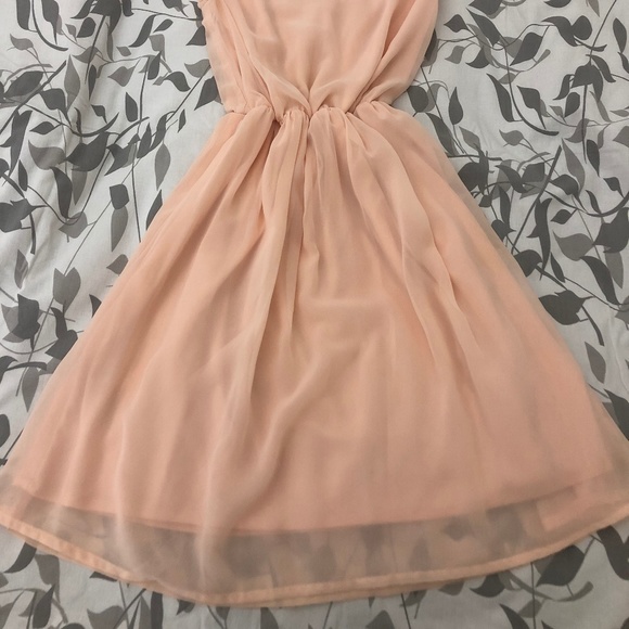 Pink dress w/ black beaded design on shoulders - Picture 7 of 7